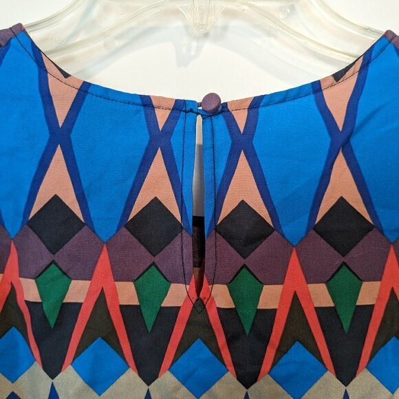 J. Crew Top Women's Size 2 Colorful 100% Silk Geometric Patterned Short Sleeve - Picture 12 of 16